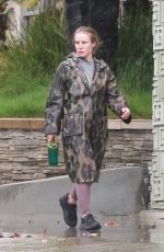 KRISTEN BELL Leaves Metamorphosis Studios in Los Angeles 02/05/2024