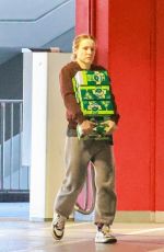 KRISTEN BELL Out for Grocery Shopping in Los Angeles 02/26/2024