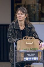LAUREN PARSEKIAN Shopping at Lazy Acres in Los Feliz 02/26/2024