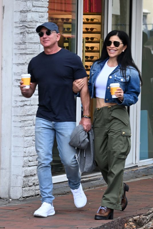 LAUREN SANCHEZ and Jeff Besoz at Coconut Grove Art Festival in Miami 02/19/2024