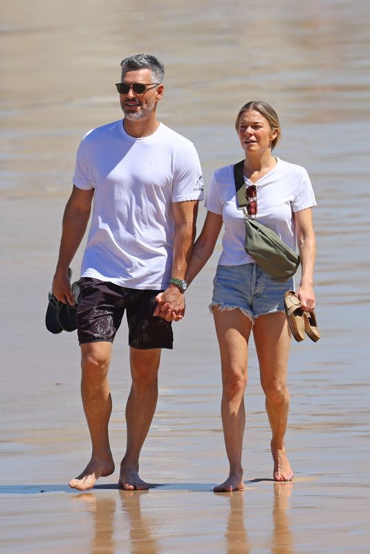 LEANN RIMES and Eddie Cibrian Out at Bondi Beach 02/22/2024