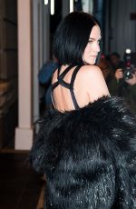 LEIGH LEZARK Arrives at Christian Siriano Fall/Winter 2024 Fashion Show in New York 02/08/2024