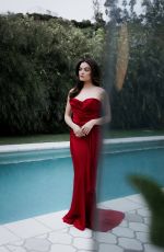 LUCY HALE - People