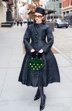 MAISIE WILLIAMS Leaves Her Hotel in New York 02/12/2024