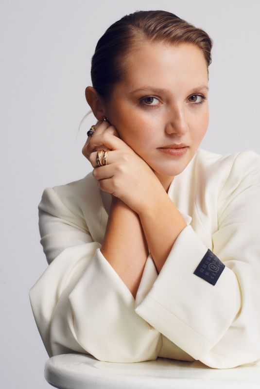 MIA MCKENNA-BRUCE for Elle UK, February 2024