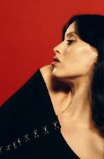 MILENA SMIT for Netflix Spain, January 2024