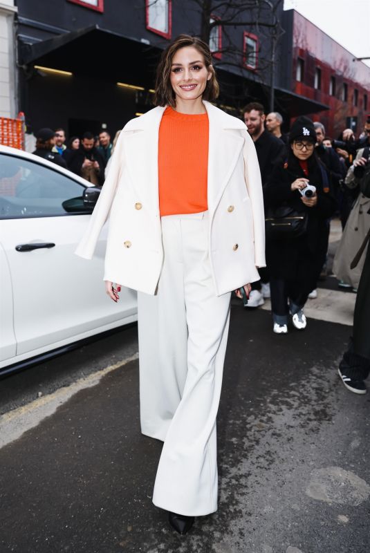 OLIVIA PALERMO Arrives at Max Mara Fashion Show at Milan Fashion Week 02/22/2024