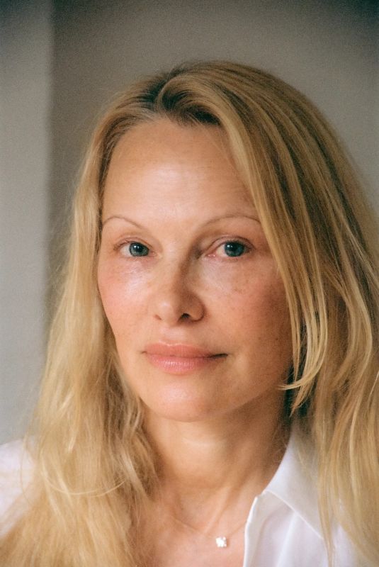 PAMELA ANDERSON for Sonsie Skin Campaign 2024