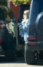 Pregnant HILARY DUFF at a Friend