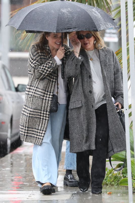 Pregnant HILARY DUFF Out for Lunch with Friends in Los Angeles 02/20/204