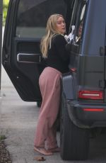 Pregnant HILARY DUFF Taking Her Daughter to a Piano Class in Los Angeles 02/08/2024