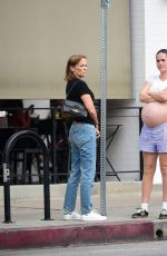 Pregnant NATALIE JOY and Nick Viall Out for Lunch in Los Angeles 01/31/2024