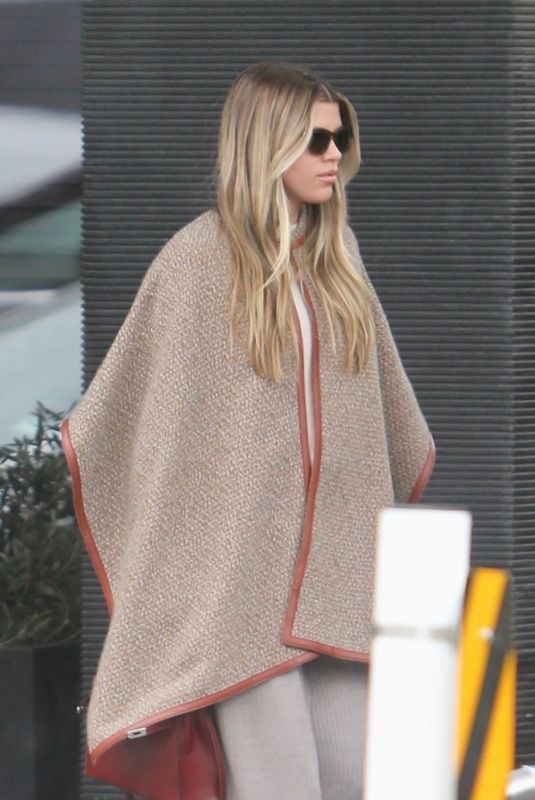 Pregnant SOFIA RICHIE Leaves Beverly Grill in Beverly Hills 02/06/2024