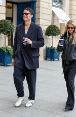 SAMARA WEAVING And Jimmy Warden Out for Coffee in Paris 02/27/2024
