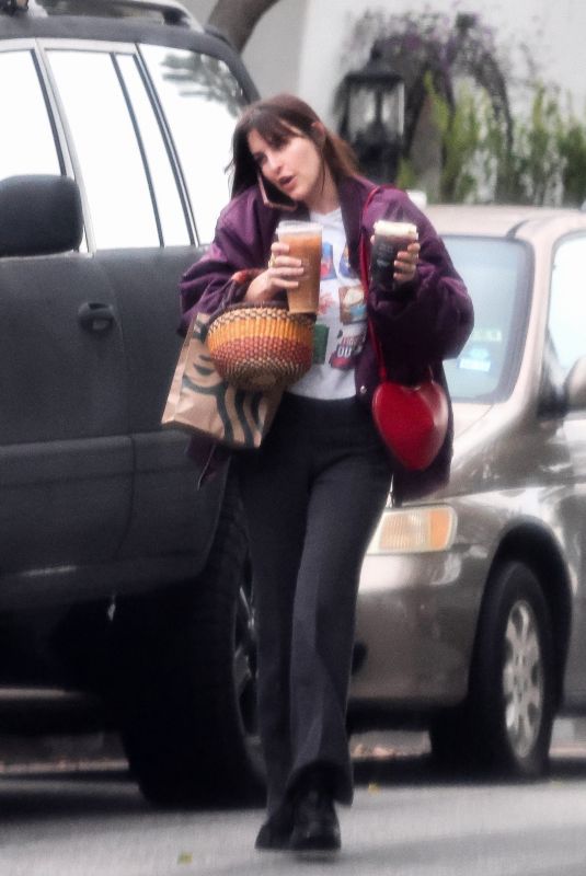 SCOUT WILLIS Out Visit Her Sister Tallulah in Los Angeles 02/24/2024