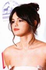 SELENA GOMEZ - The Ultimate Fan