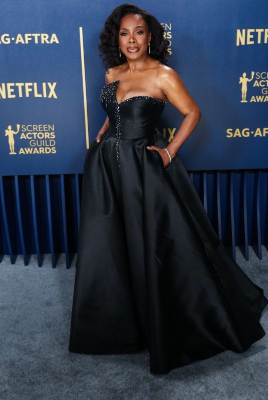 SHERYL LEE RALPH at 30th Annual Screen Actors Guild Awards in Los Angeles 02/24/2024