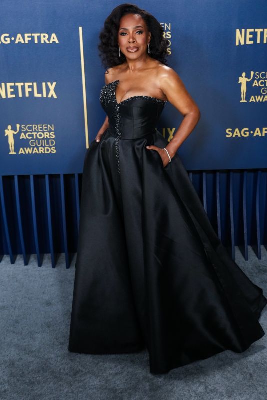 SHERYL LEE RALPH at 30th Annual Screen Actors Guild Awards in Los Angeles 02/24/2024