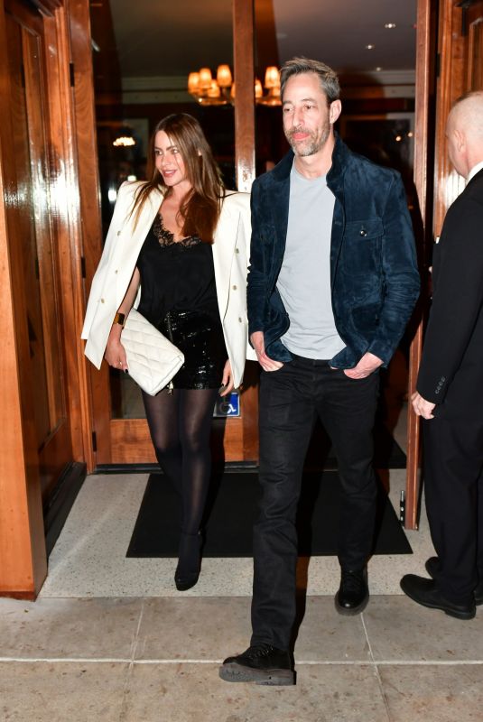 SOFIA VERGARA and Justin Saliman Leaves Cipriani 02/24/2024