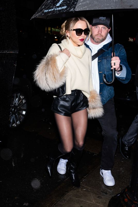 SYDNEY SWEENEY Arrives at SNL Diner in New York 02/27/2024