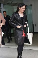 ZELDA WILLIAMS Leaves Drew Barrymore Show in New York 02/01/2024