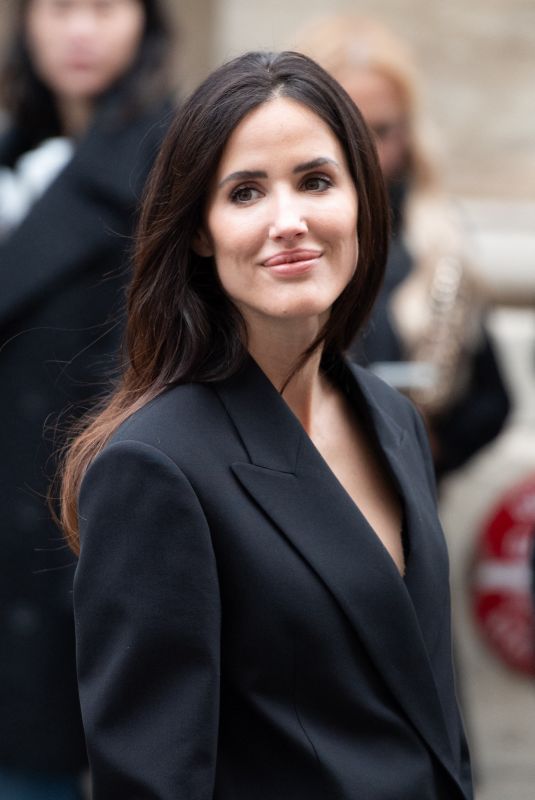 ALEX RIVIERE-SIEBER at Valentino Womenswear Fall/Winter 2024-2025 Show at Paris Fashion Week 03/02/2024