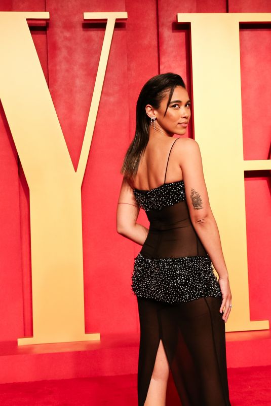 ALEXANDRA SHIPP at Vanity Fair Oscar Party in Beverly Hills 03/10/2024