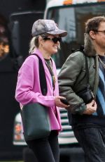 ALISON MOSSHART and Jamie Hince Out in New York 02/28/2024