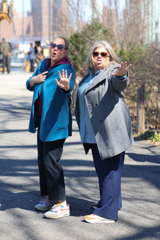 AMY SCHUMER and URZILA CARLSON on the Set of Kinda Pregnant 03/25/2024