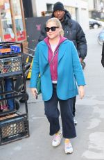 AMY SCHUMER Heading to the Set of Kinda Pregnant 03/18/2024