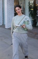 ASHLEY GRENE Leaves an Nail Salon in Studio City 03/12/2024
