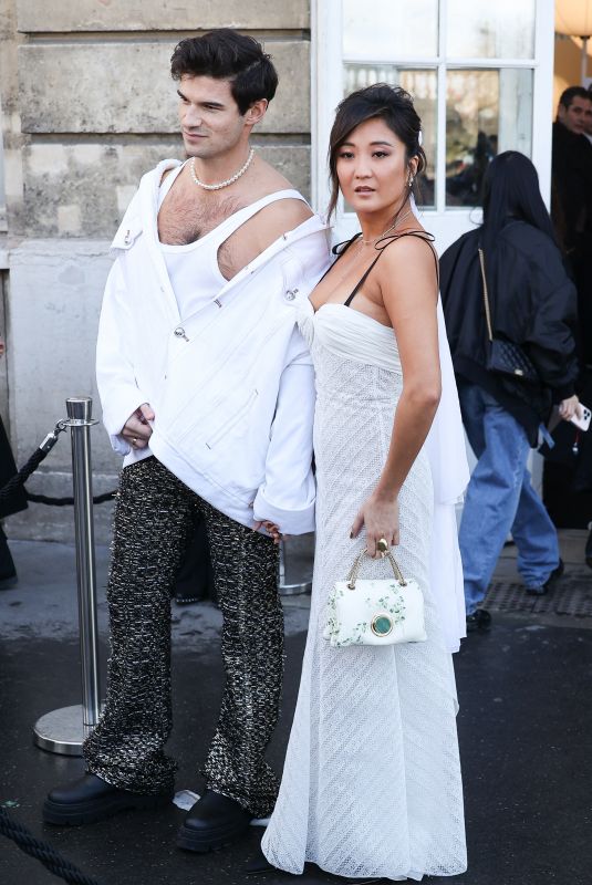 ASHLEY PARK at Giambattista Valli Womenswear Fall/Winter 2024-2025 Show at Paris Fashion Week 03/01/2024