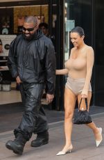 BIANCA CENSORI and Kanye West Heading to Cheesecake Factory 03/20/2024
