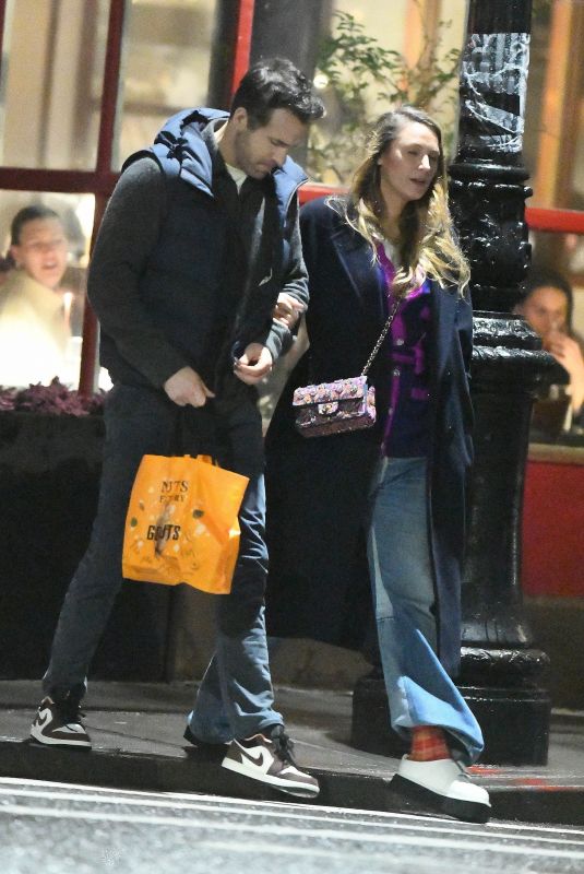 BLAKE LIVELY and Ryan Reynolds Out for Dinner at Buvette Restaurant in New York 03/02/2024