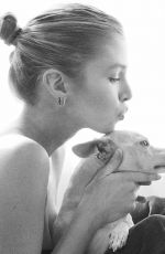 CHARLOTTE LAWRENCE for Peropero Pet Care Campaign 2024