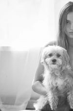 CHARLOTTE LAWRENCE for Peropero Pet Care Campaign 2024