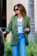 CINDY CRAWFORD Meeting up With a Friend in Malibu 03/13/2024