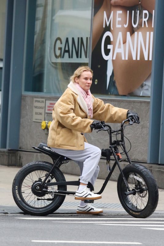 DIANE KRUGER Our Riding Ger Electric Bike in New York 03/06/2024