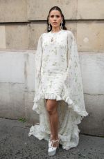 DY MIRYAN at Giambattista Valli Womenswear Fall/Winter 2024-2025 Show at Paris Fashion Week 03/01/2024