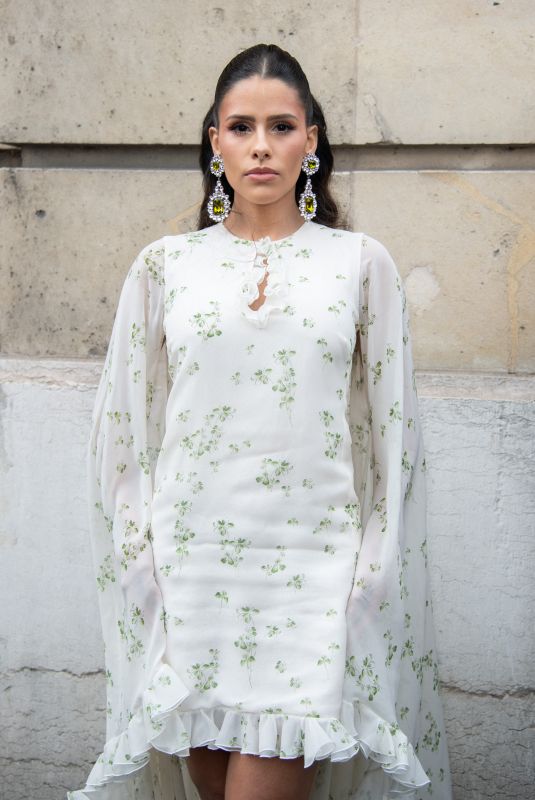 DY MIRYAN at Giambattista Valli Womenswear Fall/Winter 2024-2025 Show at Paris Fashion Week 03/01/2024