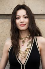 ELAINE ZHONG at Giambattista Valli Womenswear Fall/Winter 2024-2025 Show at Paris Fashion Week 03/01/2024