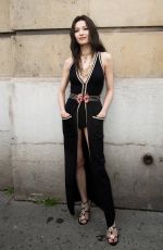 ELAINE ZHONG at Giambattista Valli Womenswear Fall/Winter 2024-2025 Show at Paris Fashion Week 03/01/2024