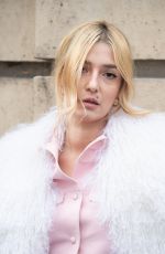 ELEONORA CARISI at Giambattista Valli Womenswear Fall/Winter 2024-2025 Show at Paris Fashion Week 03/01/2024