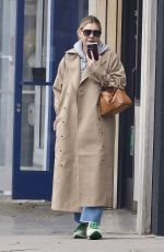 ELLEN POMPEO Out for Dinner with a Friend at Sushi Park in Los Angeles 02/29/2024