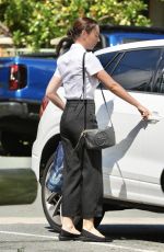 ELLIE DIX Visited Her Boyfriend Jonathan McCullough Working on a Building Site on Gold Coast 03/04/2024