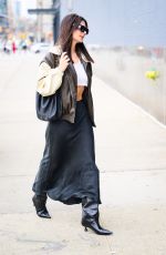 EMILY RATAJKOWSKI Heading to a Photoshoot in New York 03/15/2024