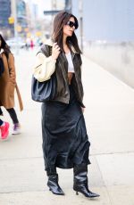 EMILY RATAJKOWSKI Heading to a Photoshoot in New York 03/15/2024