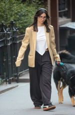 EMILY RATAJKOWSKI Out for Morning Dog Walk in New York 03/14/2024