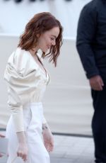 EMMA STONE Arrives at Louis Vuitton Fashion Show at Paris Fashion Week 03/05/2024