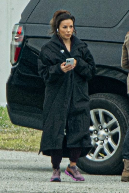 EVA LONGORIA on the Set of Eddie Murphy